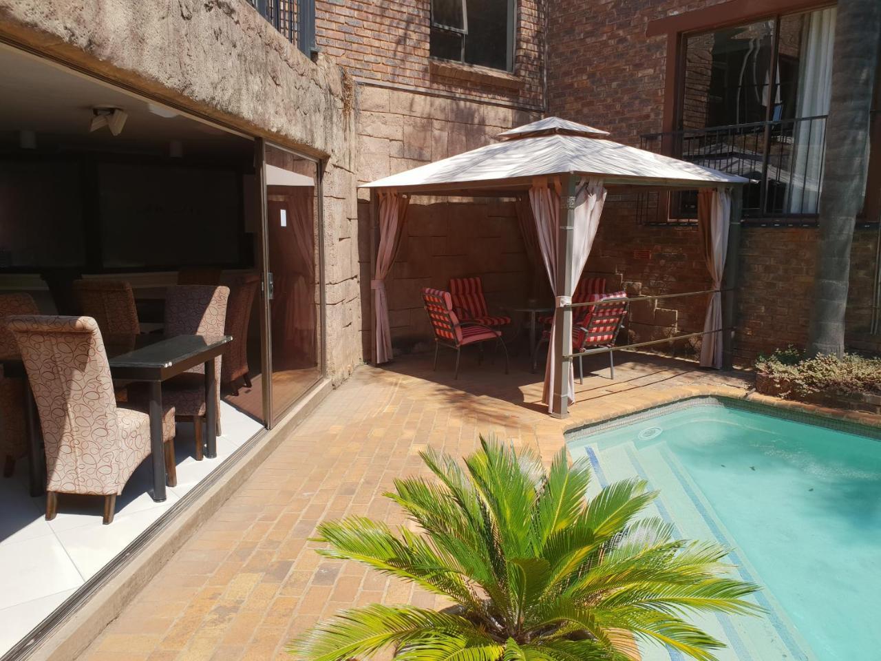 Fa'Trez Guest House&Spa Pretoria-Noord Exterior foto